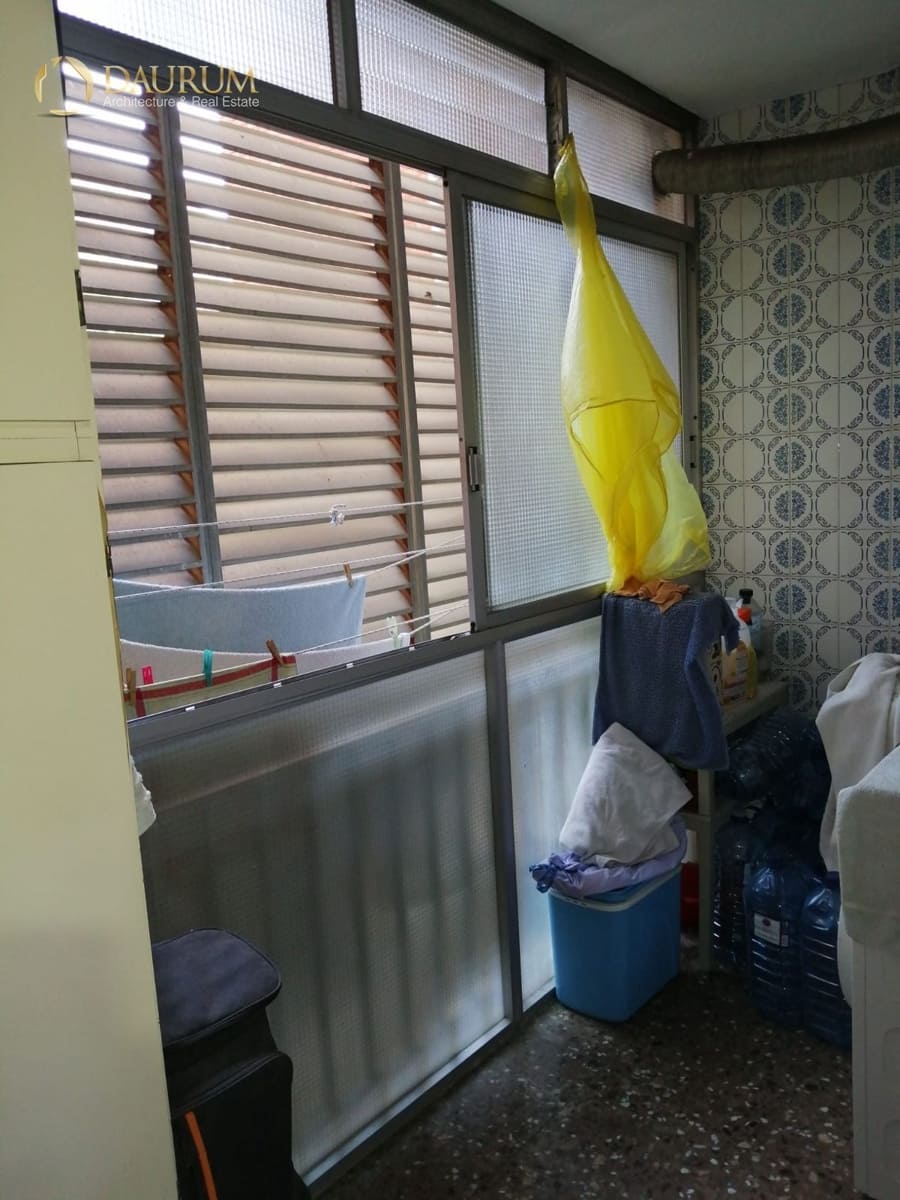 4 bedroom Flat for sale in Jijona / Xixona with garage - € 134,000 (Ref: 9345465)