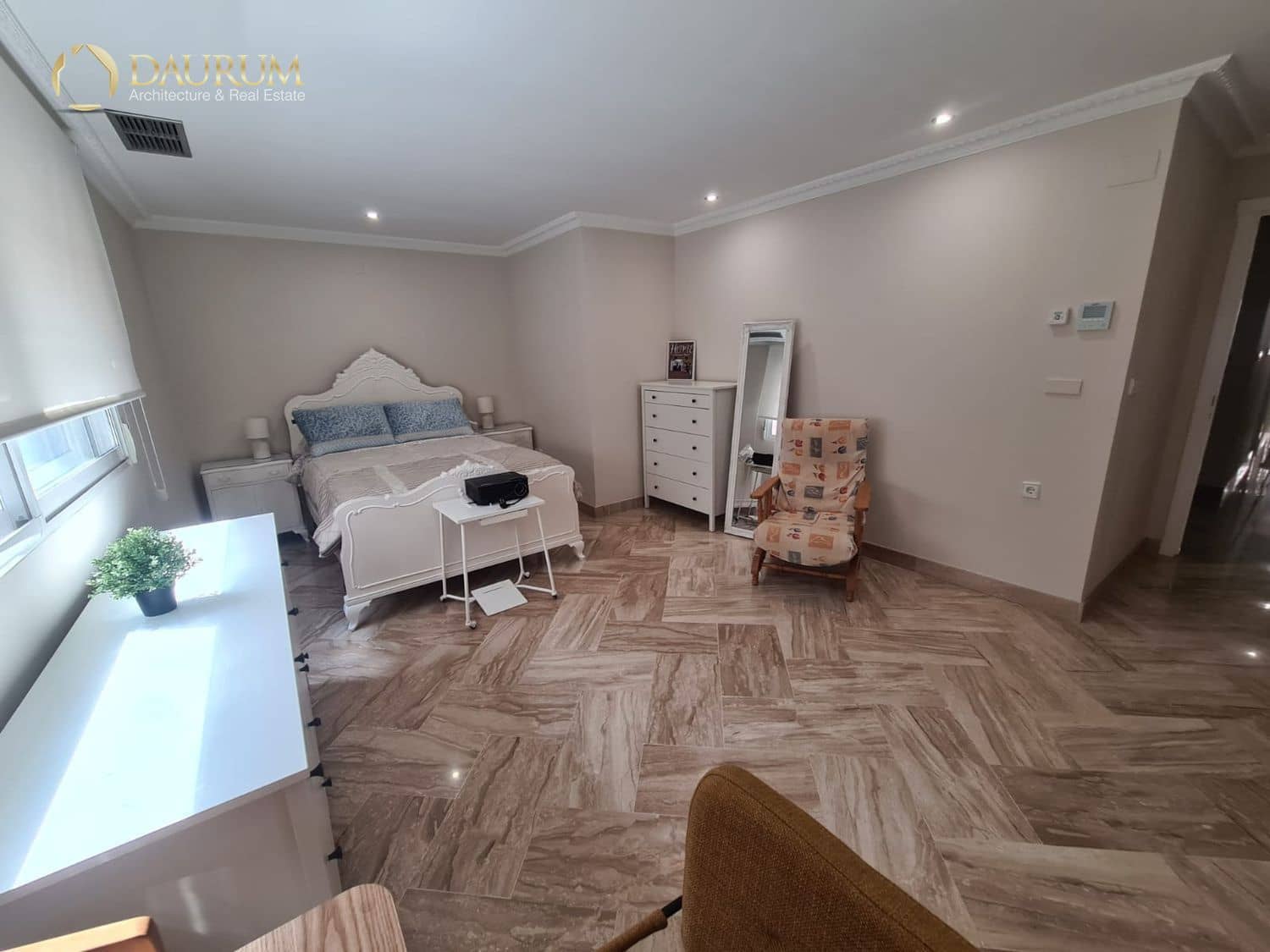 4 makuuhuone Asunto myytävänä paikassa Elche / Elx - 350 000 € (Ref: 9346572)