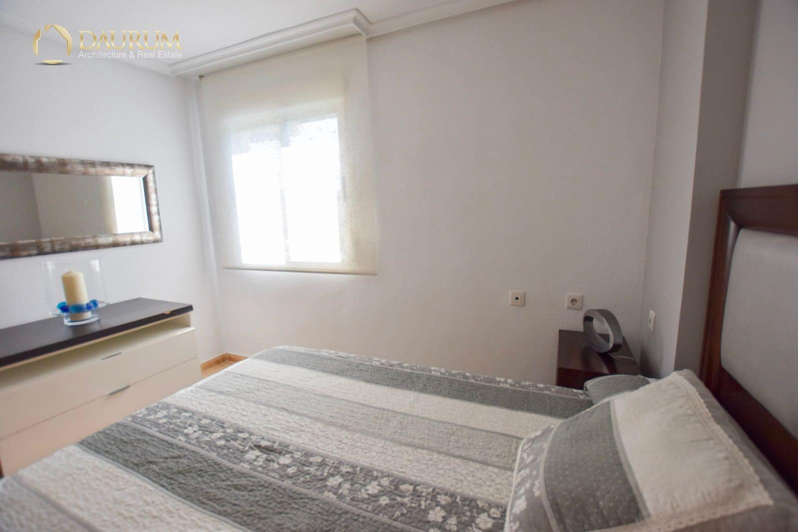 3 soveværelse Lejlighed til salg i Alicante by med swimmingpool garage - € 410.000 (Ref: 9348079)