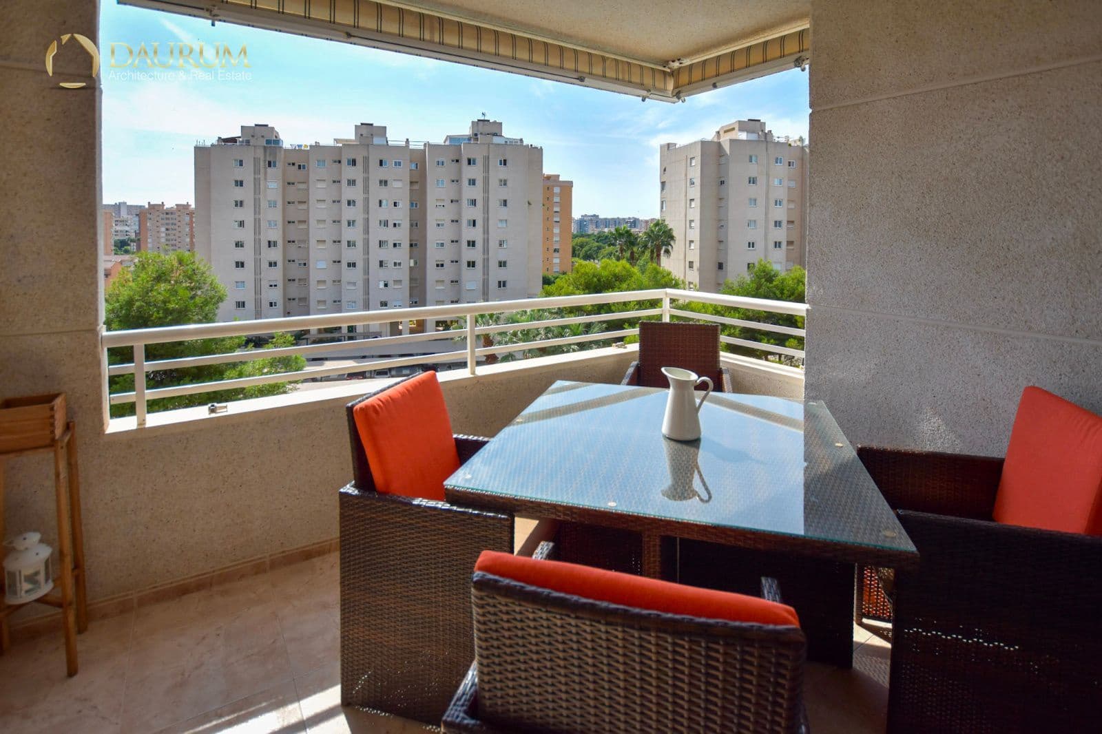 3 soveværelse Lejlighed til salg i Alicante by med swimmingpool garage - € 410.000 (Ref: 9348079)