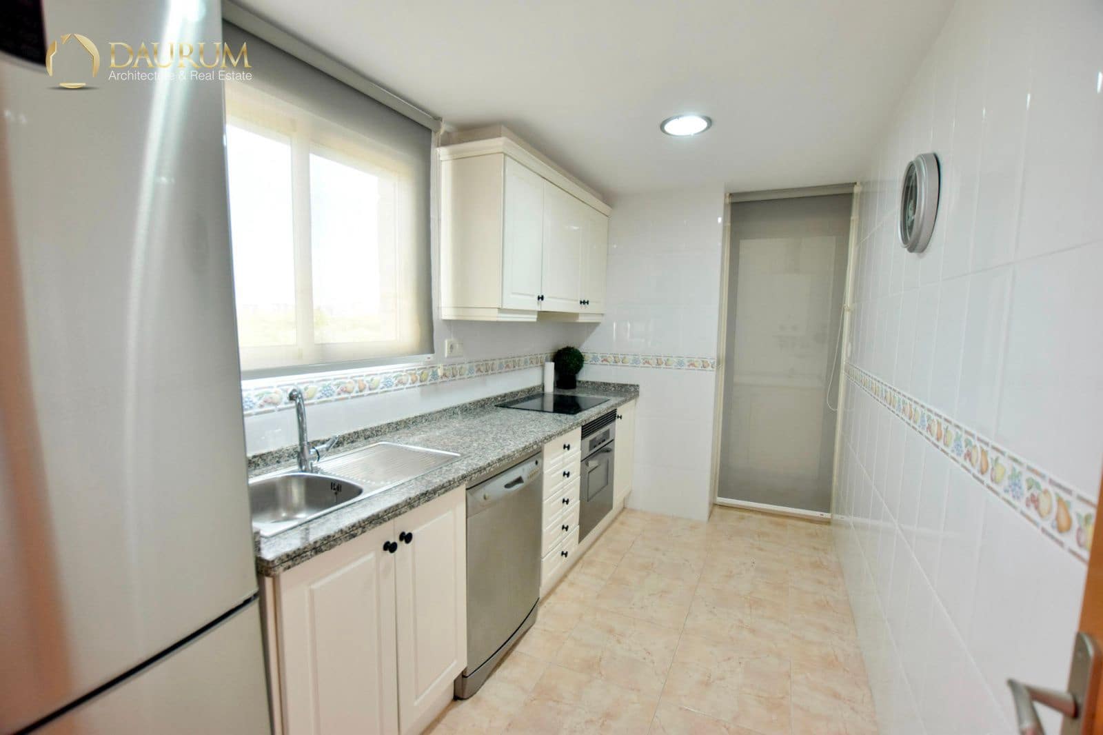 3 soveværelse Lejlighed til salg i Alicante by med swimmingpool garage - € 410.000 (Ref: 9348079)