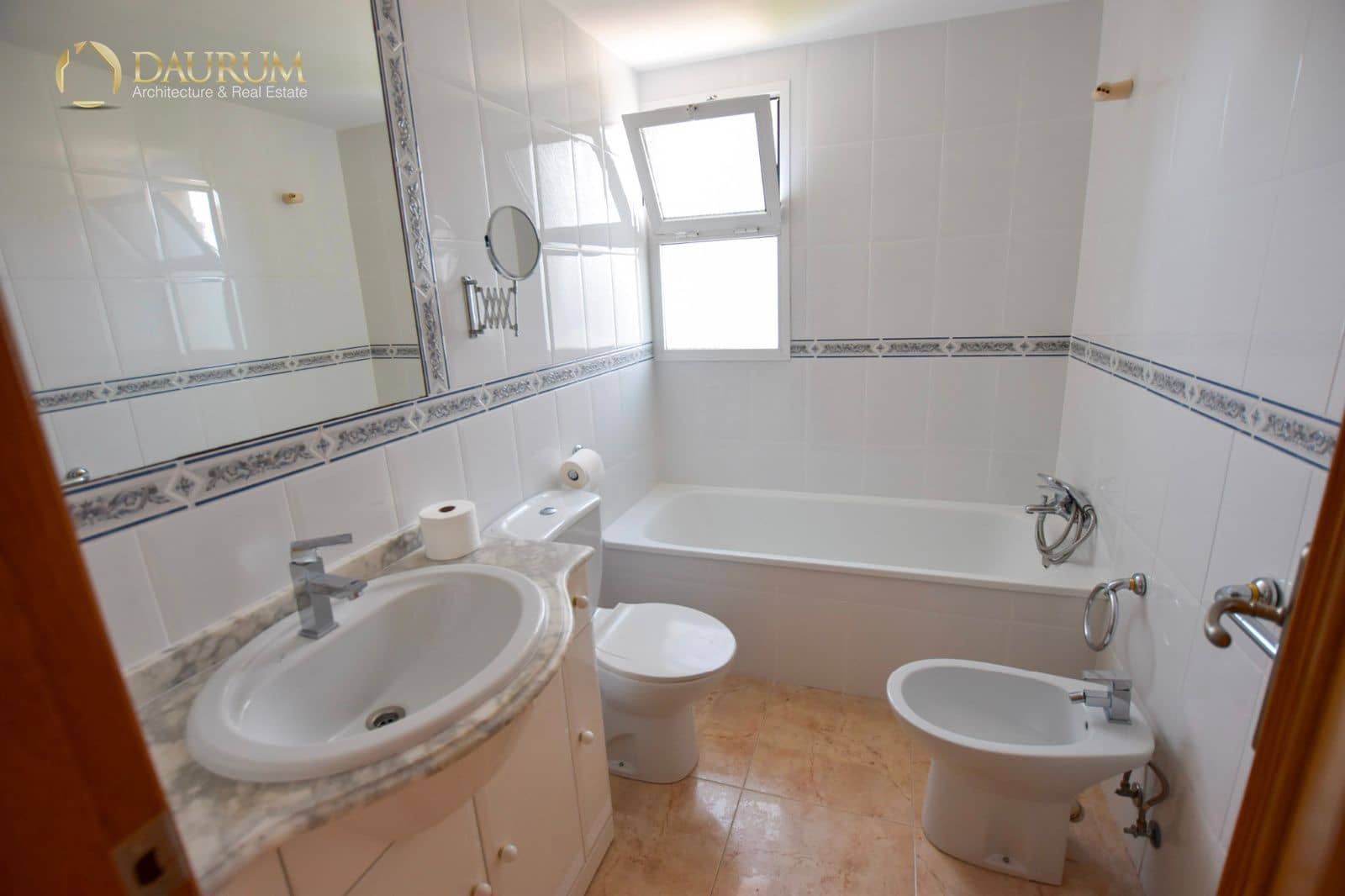 3 soveværelse Lejlighed til salg i Alicante by med swimmingpool garage - € 410.000 (Ref: 9348079)