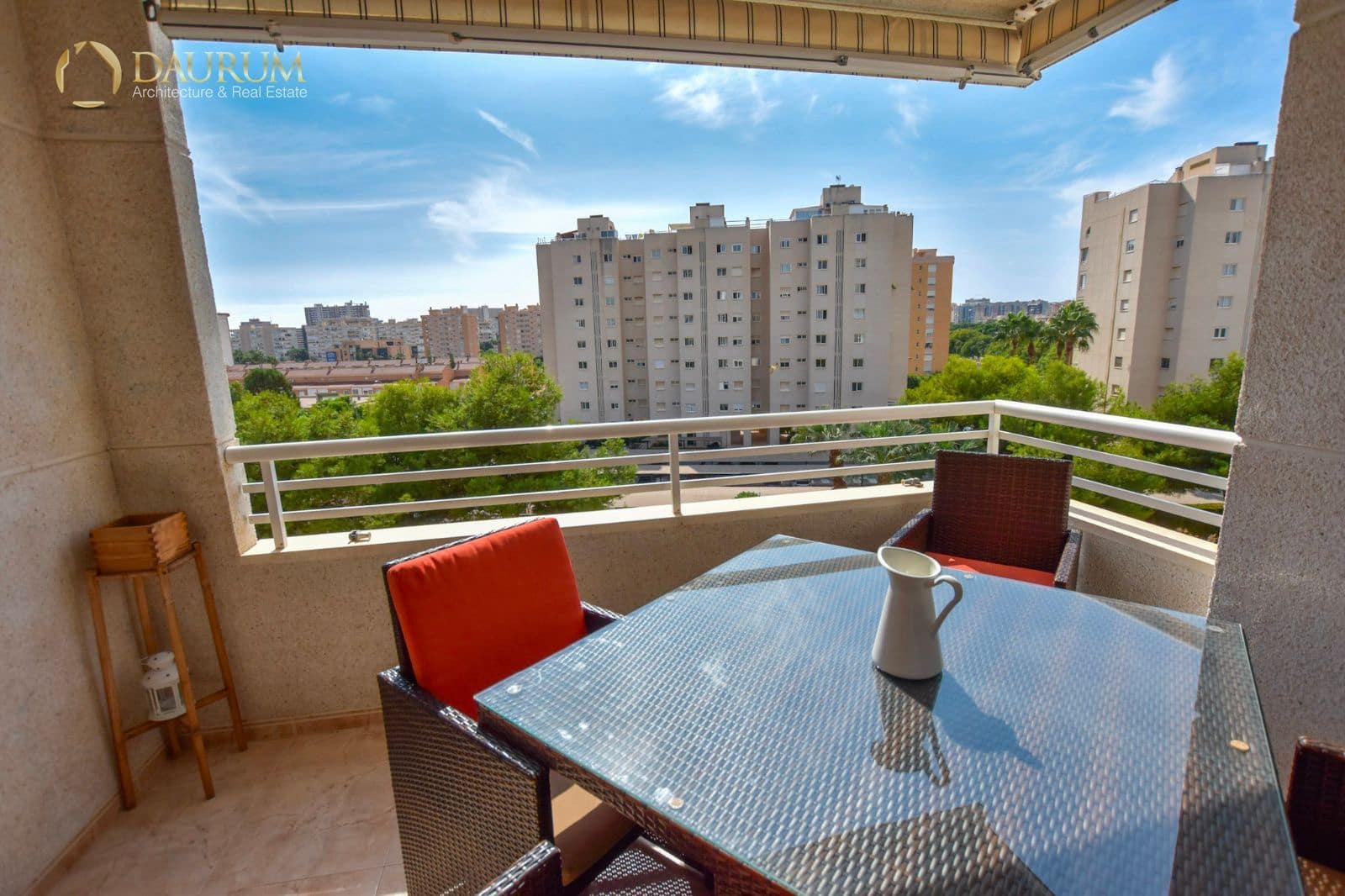 3 soveværelse Lejlighed til salg i Alicante by med swimmingpool garage - € 410.000 (Ref: 9348079)