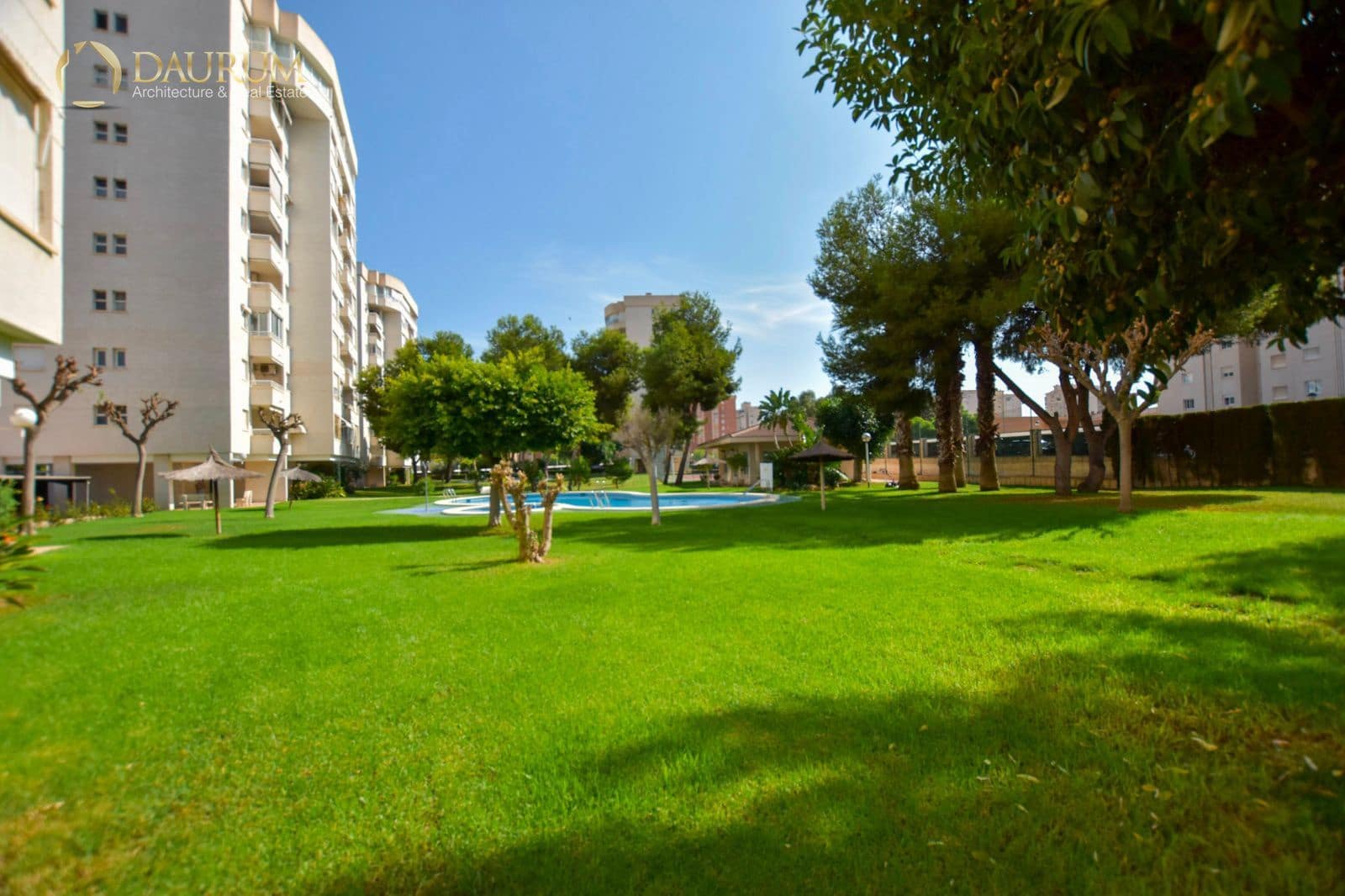 3 soveværelse Lejlighed til salg i Alicante by med swimmingpool garage - € 410.000 (Ref: 9348079)