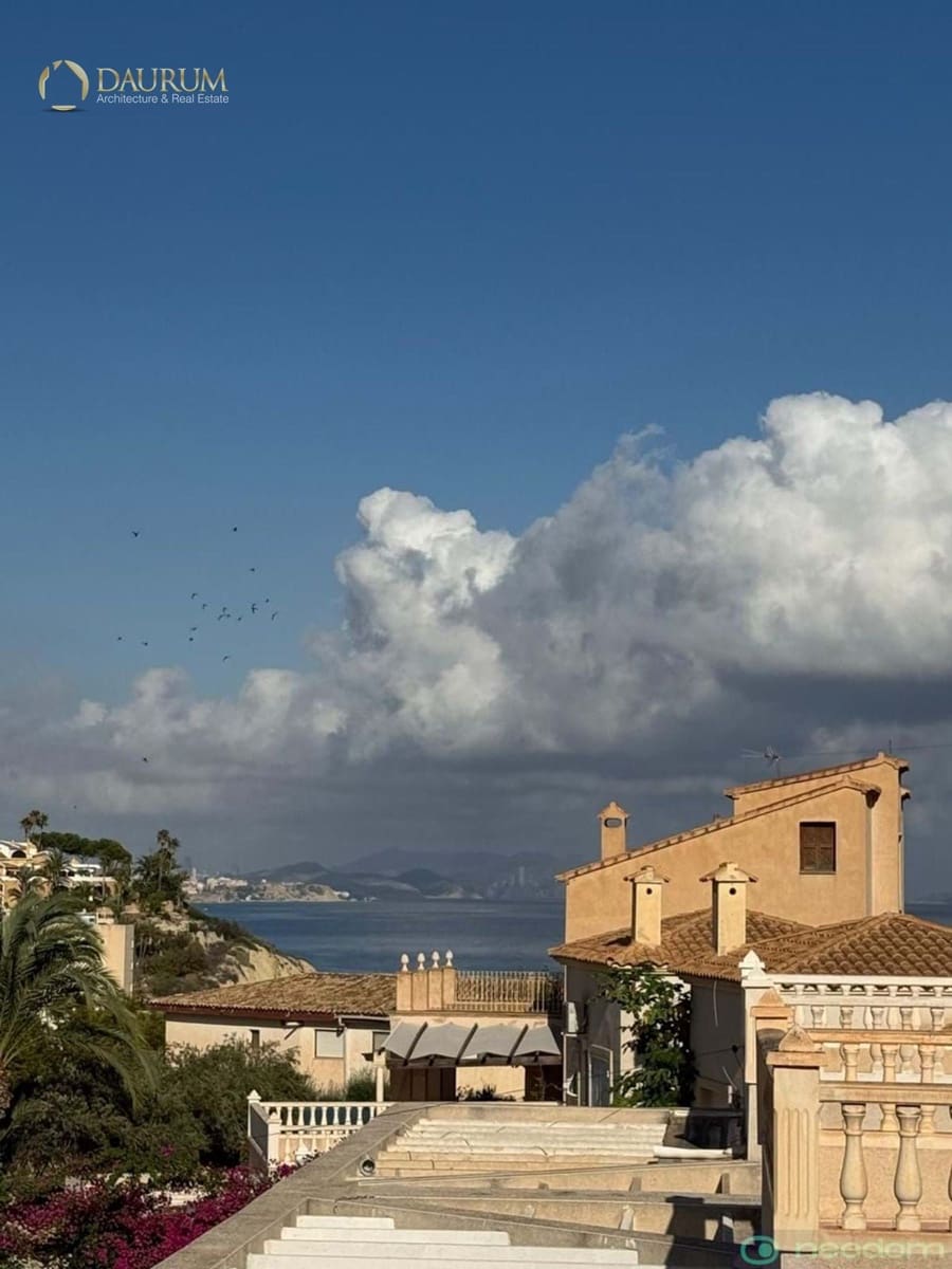 3 slaapkamer Villa te koop in El Campello met garage - € 550.000 (Ref: 9350188)