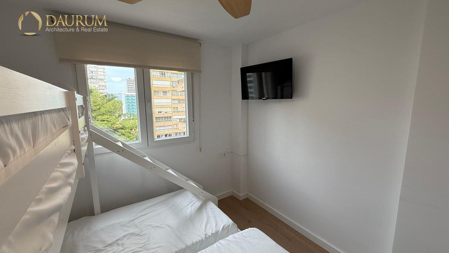 2 quarto Apartamento para venda em Benidorm com garagem - 263 000 € (Ref: 9352675)