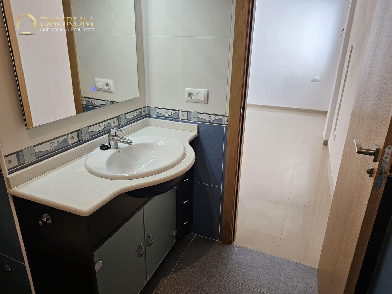 3 bedroom Penthouse for sale in Benissa with pool garage - € 275,000 (Ref: 9354056)