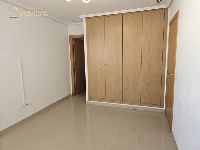 3 bedroom Penthouse for sale in Benissa with pool garage - € 275,000 (Ref: 9354056)