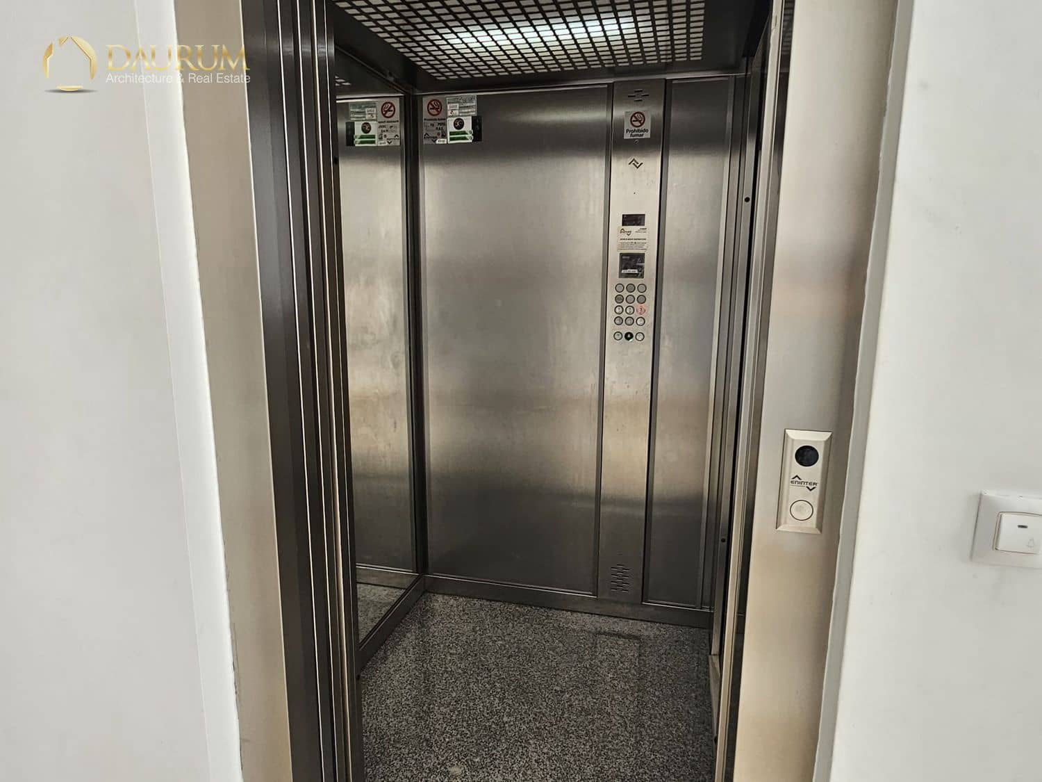 3 bedroom Penthouse for sale in Benissa with pool garage - € 275,000 (Ref: 9354056)