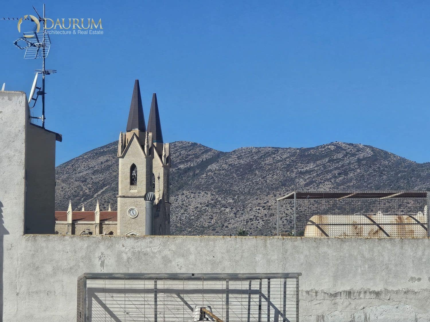 3 bedroom Penthouse for sale in Benissa with pool garage - € 275,000 (Ref: 9354056)