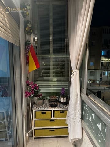 2 quarto Apartamento para venda em Benidorm - 175 000 € (Ref: 9354057)