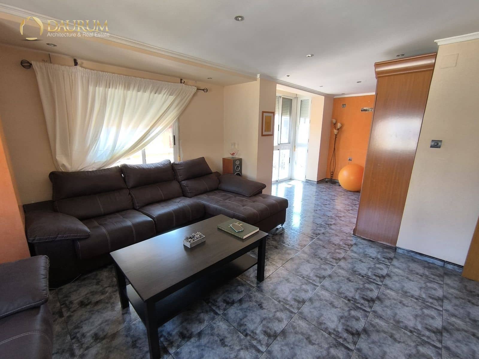 Piso de 3 habitaciones en Santa Pola en venta - 139.999 € (Ref: 9357448)