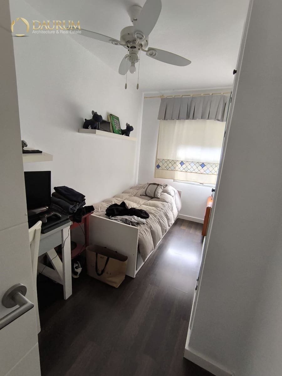 4 soverom Villa til salgs i Alicante by med garasje - € 650 000 (Ref: 9357585)