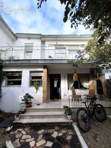 4 soverom Villa til salgs i Alicante by med garasje - € 650 000 (Ref: 9357585)