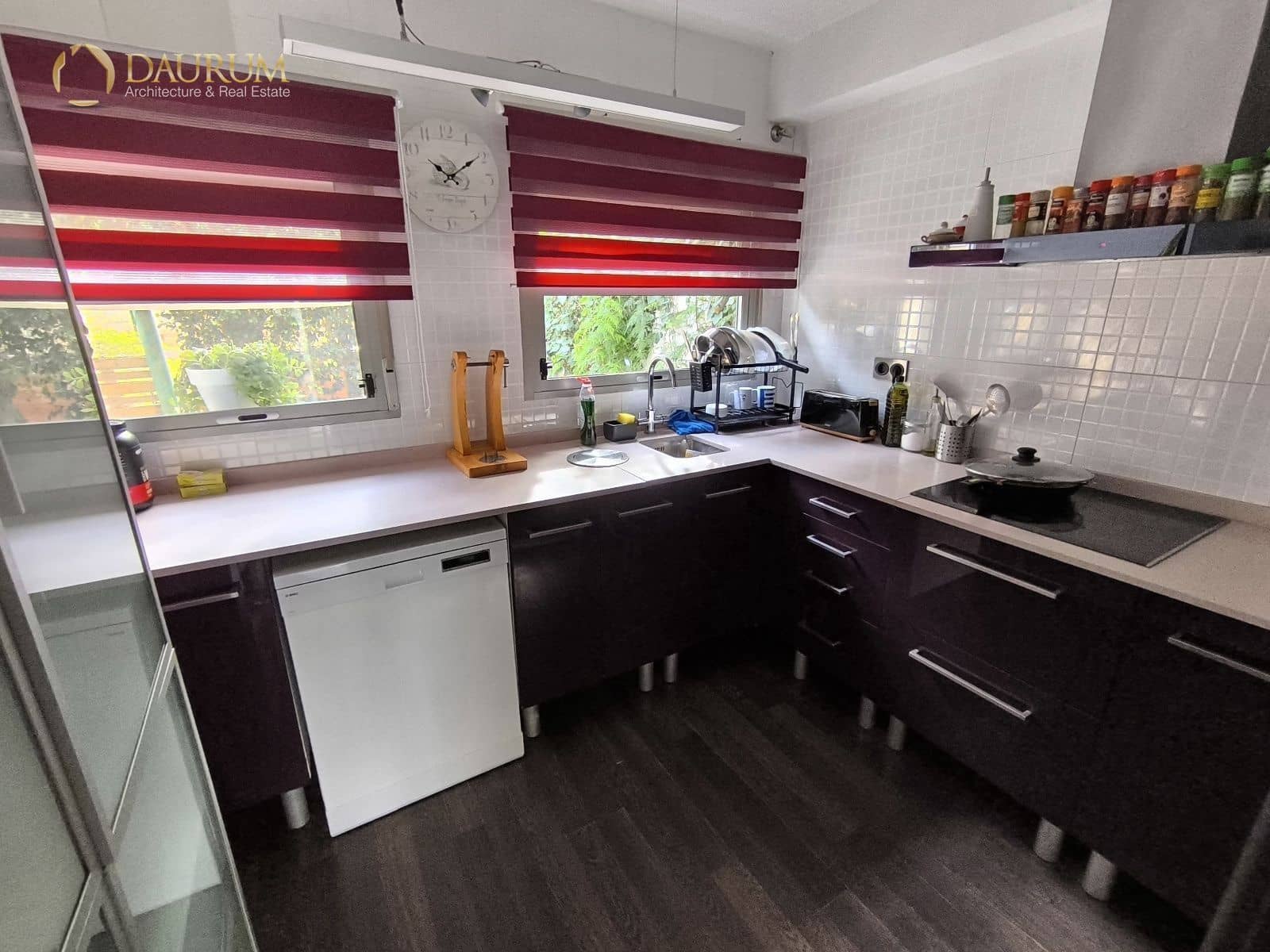 4 soverom Villa til salgs i Alicante by med garasje - € 650 000 (Ref: 9357585)