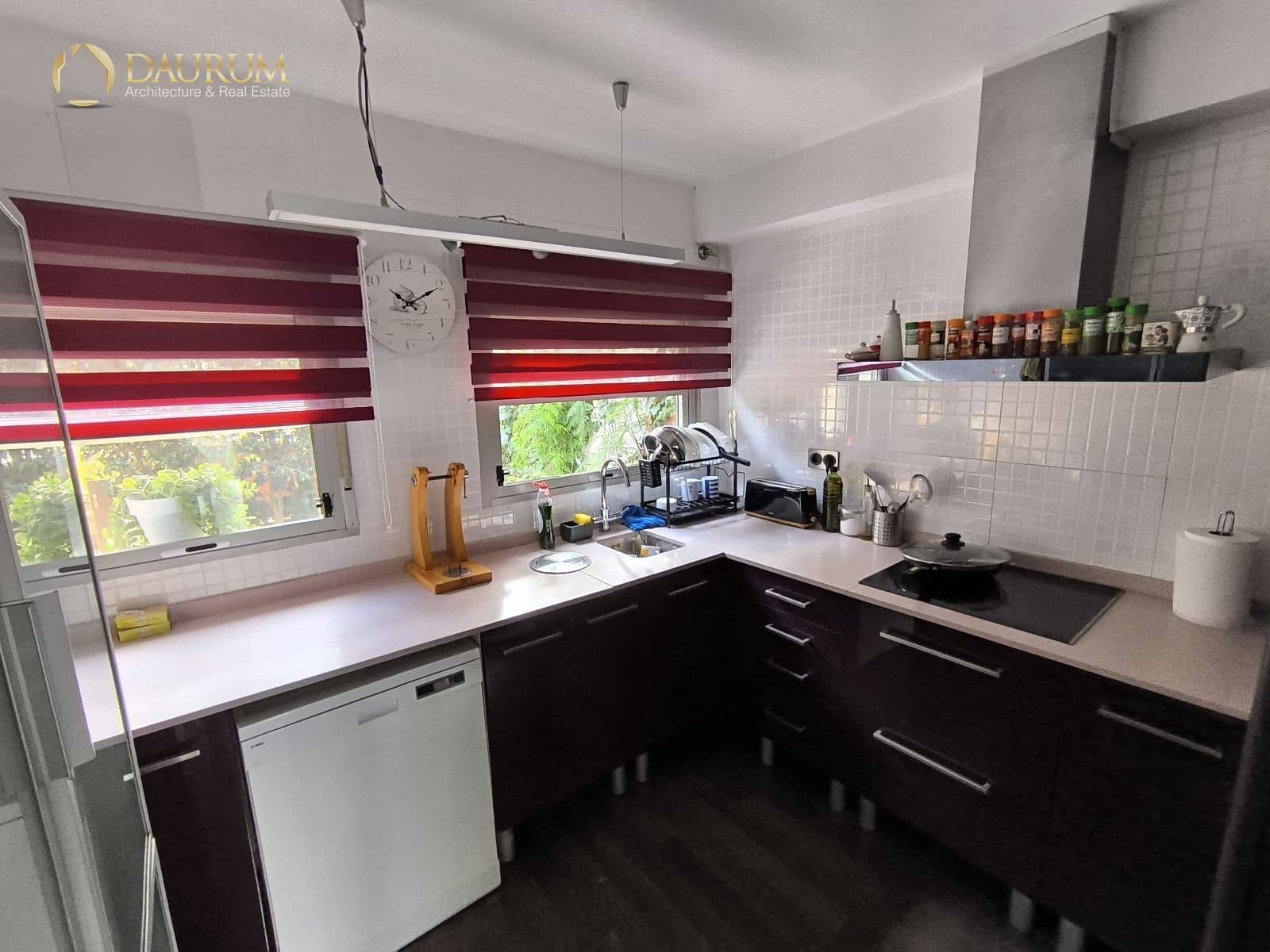 4 soverom Villa til salgs i Alicante by med garasje - € 650 000 (Ref: 9357585)