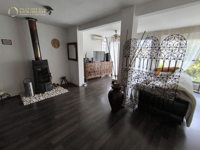 4 soverom Villa til salgs i Alicante by med garasje - € 650 000 (Ref: 9357585)