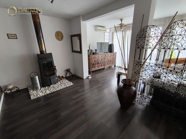 4 soverom Villa til salgs i Alicante by med garasje - € 650 000 (Ref: 9357585)