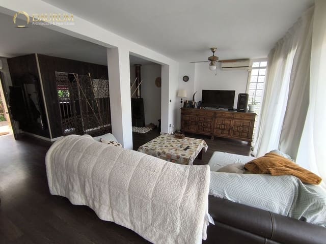 4 soverom Villa til salgs i Alicante by med garasje - € 650 000 (Ref: 9357585)