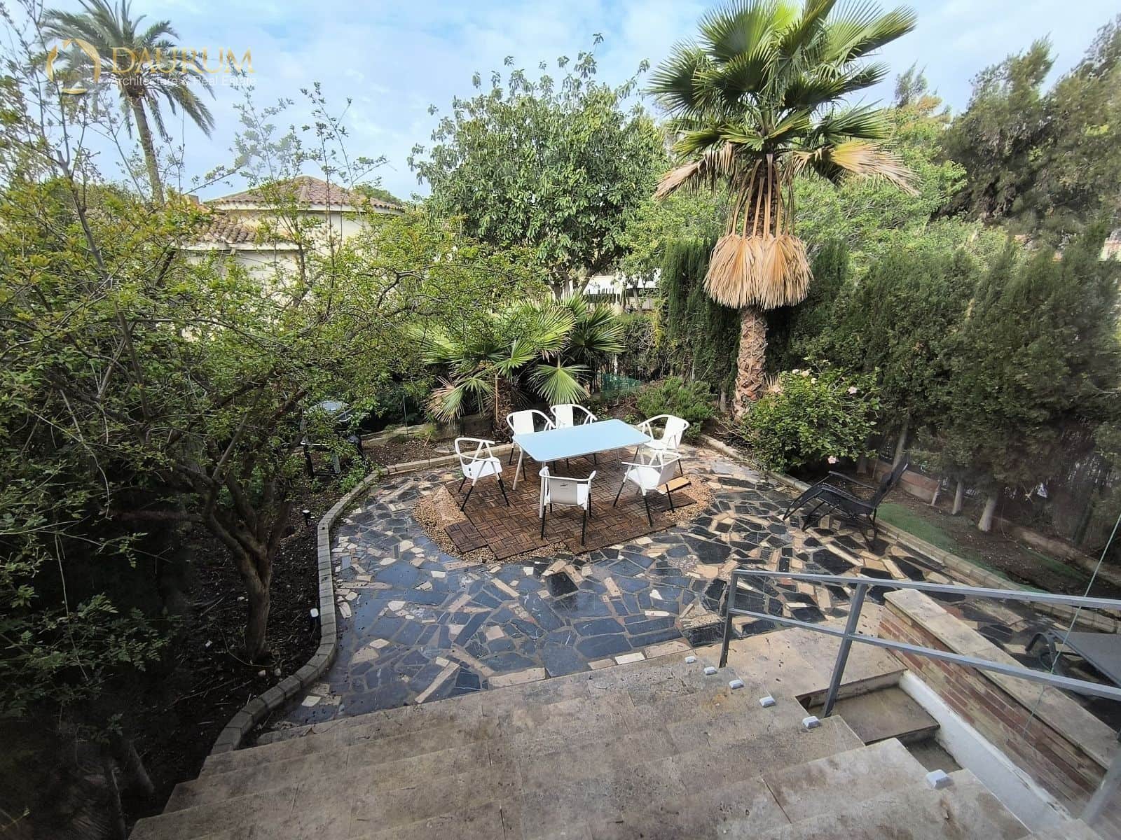 4 soverom Villa til salgs i Alicante by med garasje - € 650 000 (Ref: 9357585)