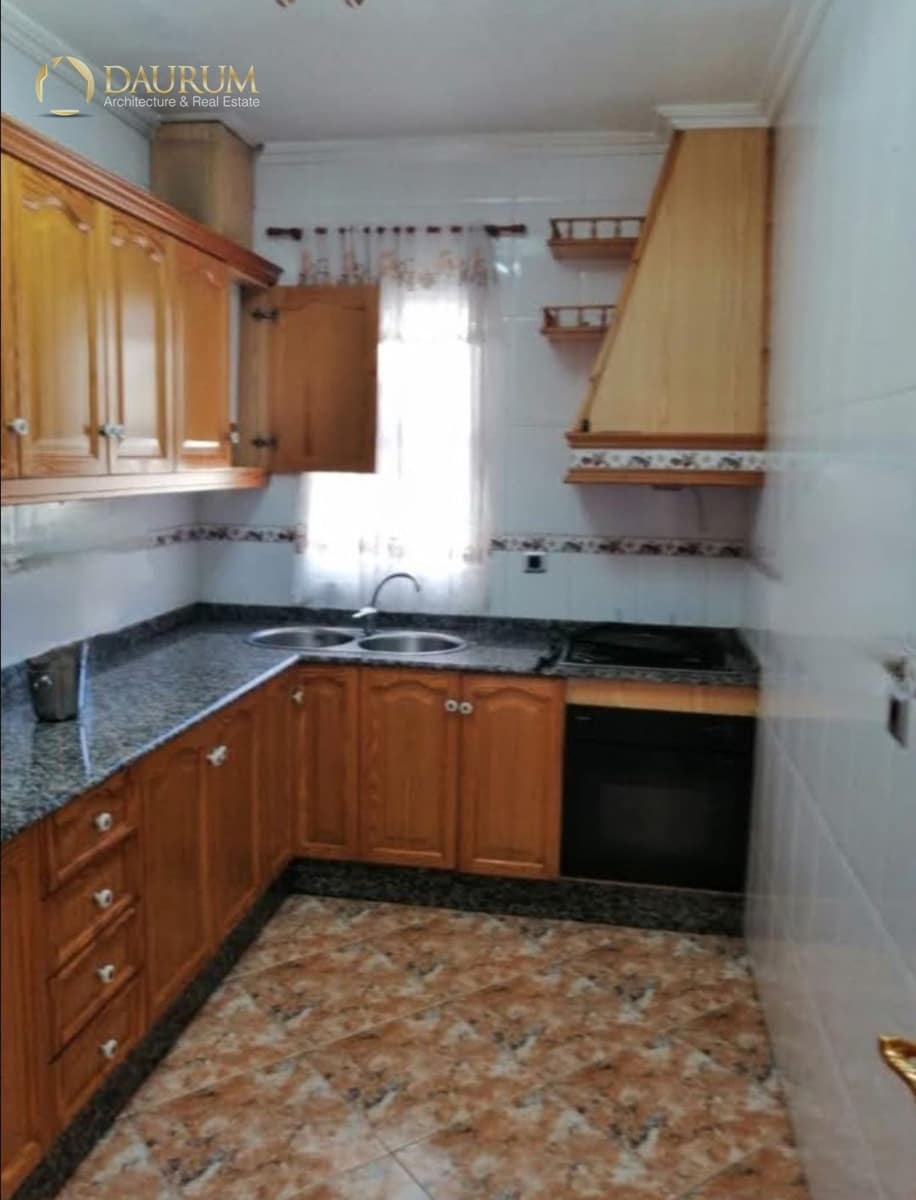 5 chambre Villa/Maison à vendre à Elche / Elx avec piscine garage - 350 000 € (Ref: 9360745)