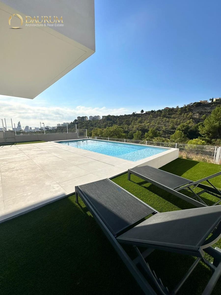 3 bedroom Villa for sale in Finestrat with pool garage - € 850,000 (Ref: 9369252)