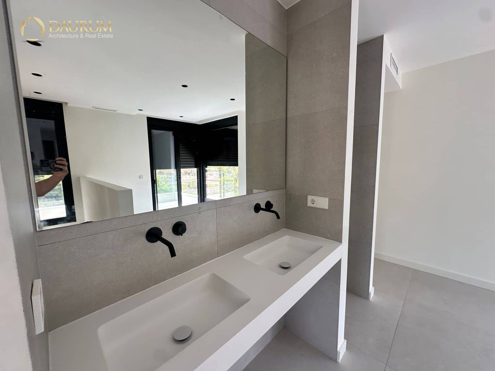 3 bedroom Villa for sale in Finestrat with pool garage - € 850,000 (Ref: 9369252)