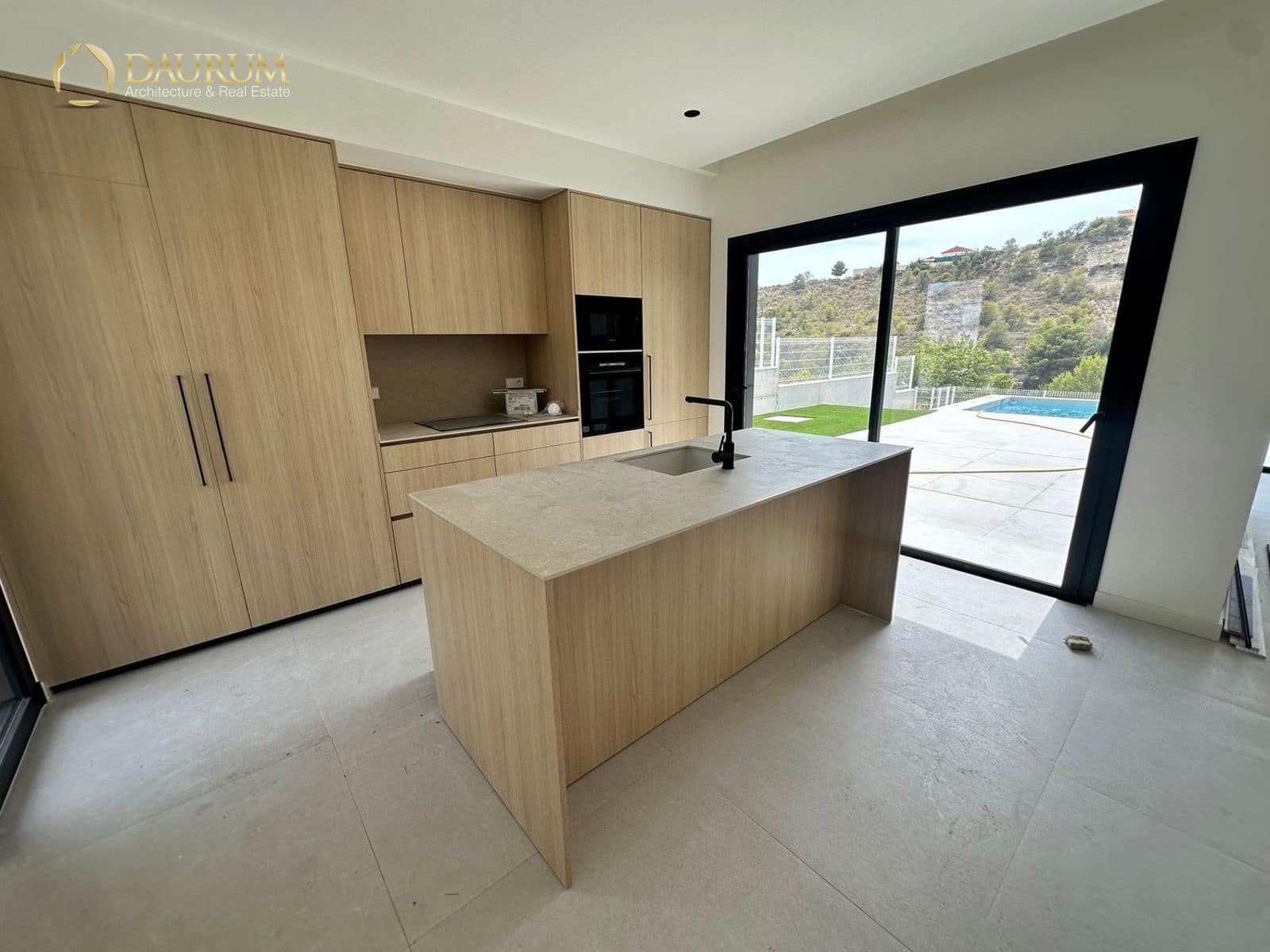 3 bedroom Villa for sale in Finestrat with pool garage - € 850,000 (Ref: 9369252)