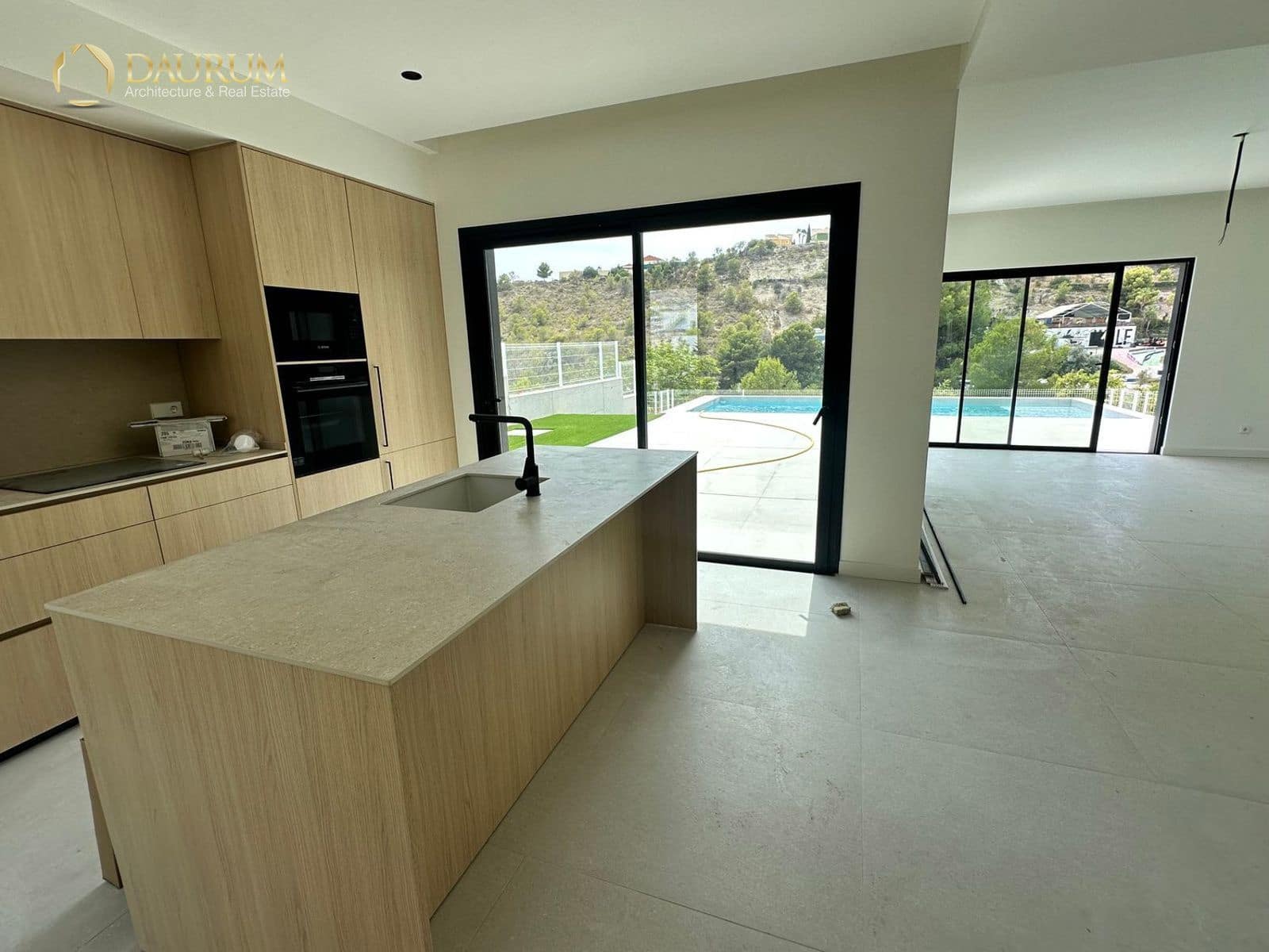 3 bedroom Villa for sale in Finestrat with pool garage - € 850,000 (Ref: 9369252)