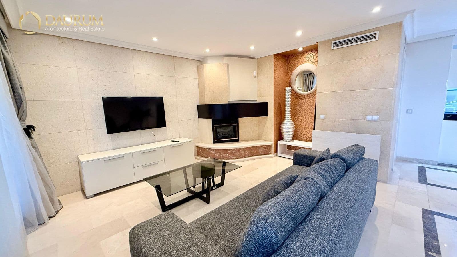 2 makuuhuone Kattohuoneisto vuokrattavana paikassa Alicante kaupunki mukana uima-altaan 
autotalli - 1 600 € (Ref: 9373679)