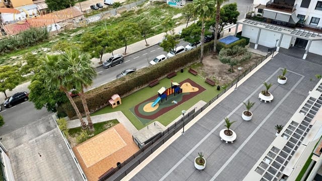 2 soverom Penthouse til leie i Babel, Alicante by med svømmebasseng garasje - € 1 600 (Ref: 9373679)