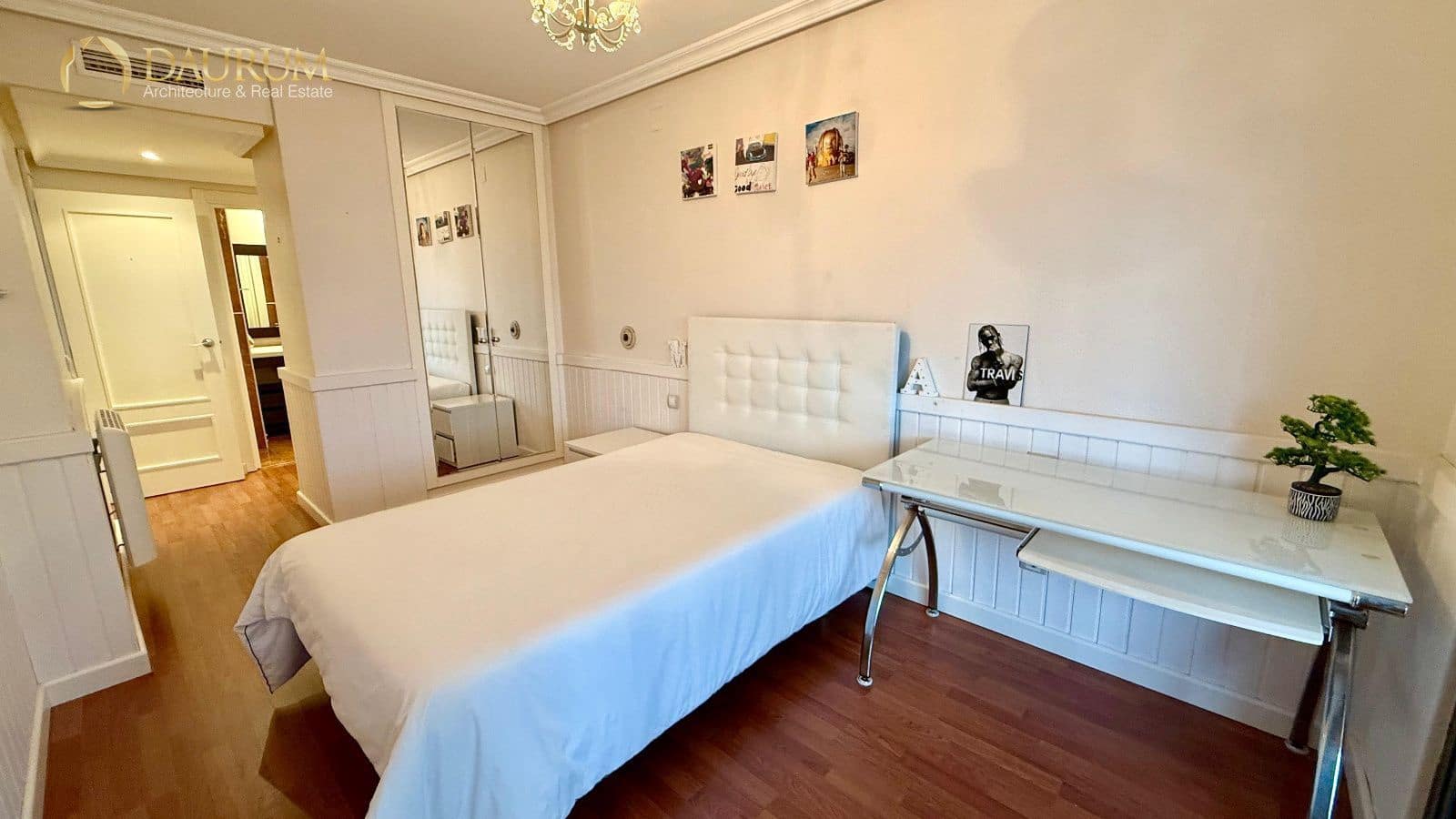 2 makuuhuone Kattohuoneisto vuokrattavana paikassa Alicante kaupunki mukana uima-altaan 
autotalli - 1 600 € (Ref: 9373679)