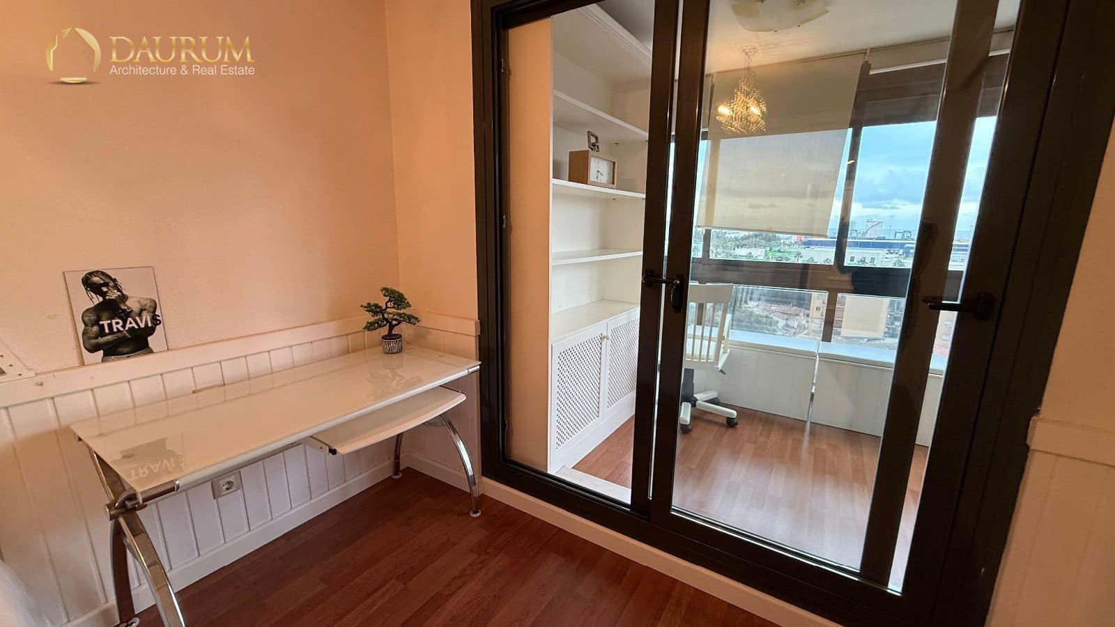 2 soverom Penthouse til leie i Alicante by med svømmebasseng garasje - € 1 600 (Ref: 9373679)