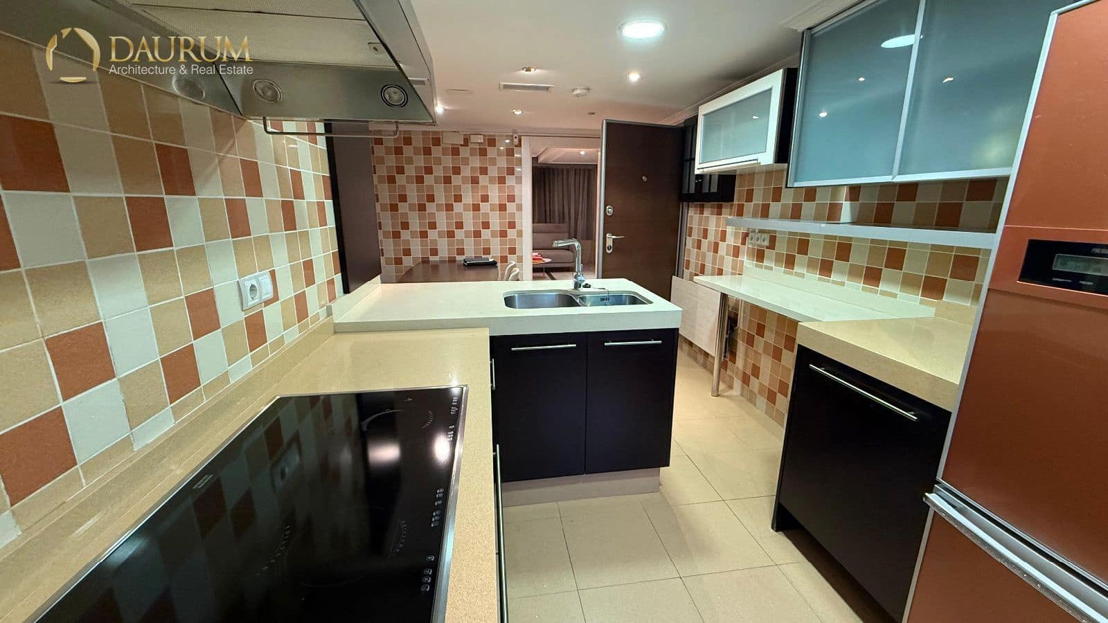 2 soverom Penthouse til leie i Alicante by med svømmebasseng garasje - € 1 600 (Ref: 9373679)