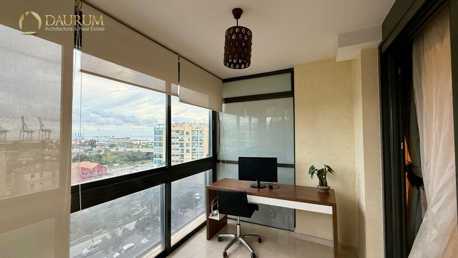 2 makuuhuone Kattohuoneisto vuokrattavana paikassa Alicante kaupunki mukana uima-altaan 
autotalli - 1 600 € (Ref: 9373679)