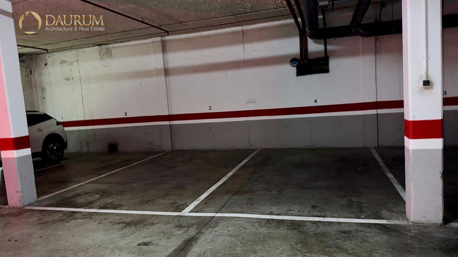 2 soverom Penthouse til leie i Alicante by med svømmebasseng garasje - € 1 600 (Ref: 9373679)