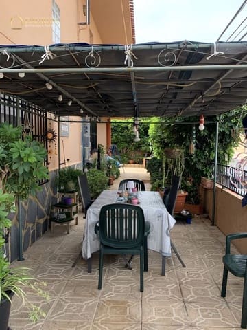 6 bedroom Villa for sale in Polop with garage - € 450,000 (Ref: 9378206)