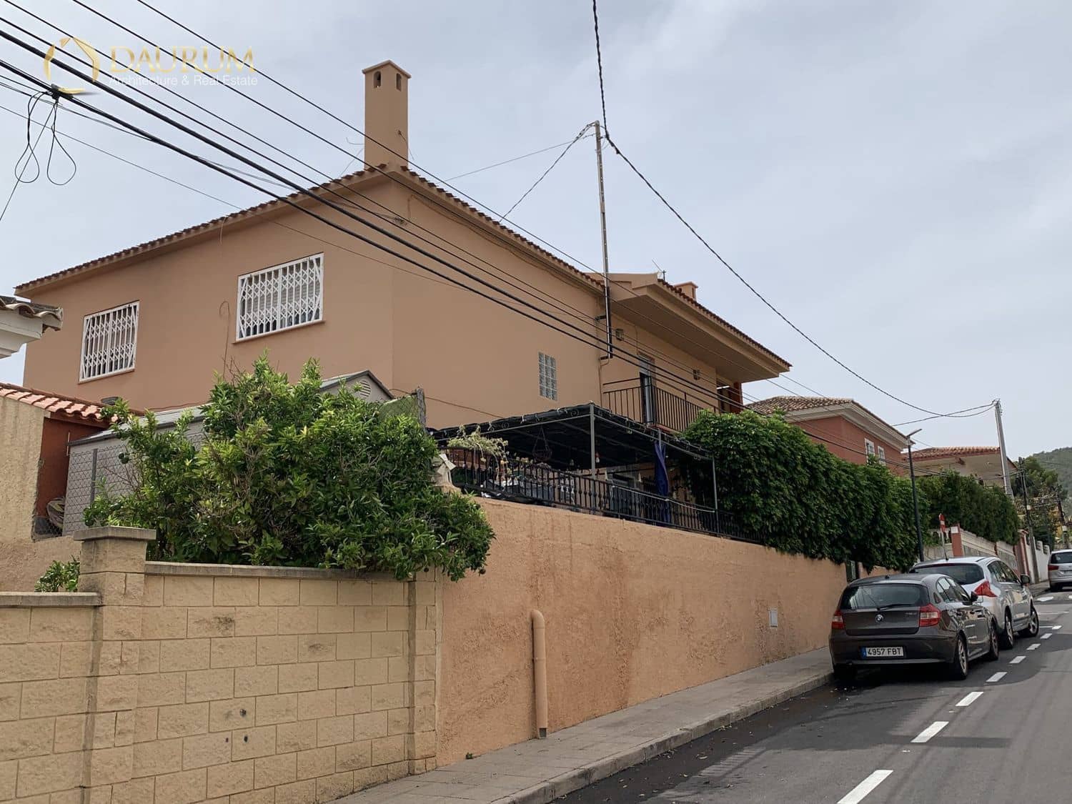 6 bedroom Villa for sale in Polop with garage - € 450,000 (Ref: 9378206)