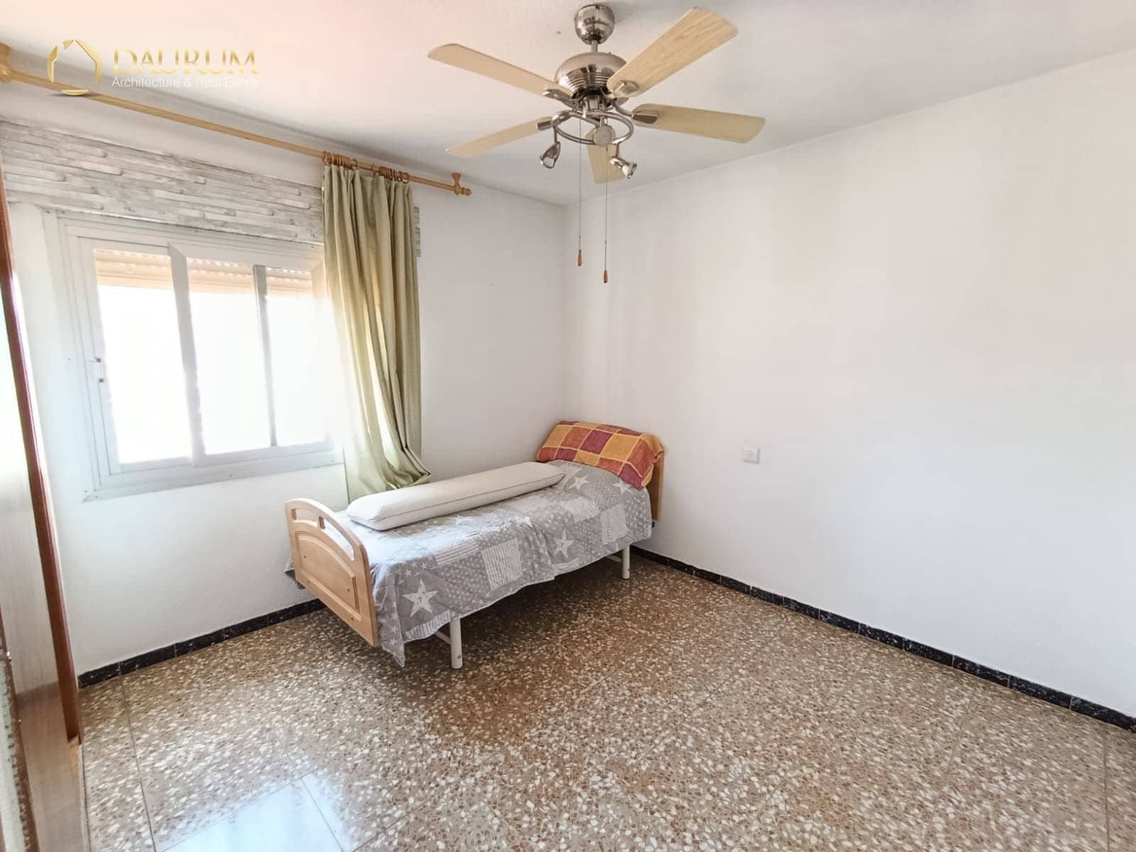 6 slaapkamer Villa te koop in Polop met garage - € 350.000 (Ref: 9378206)