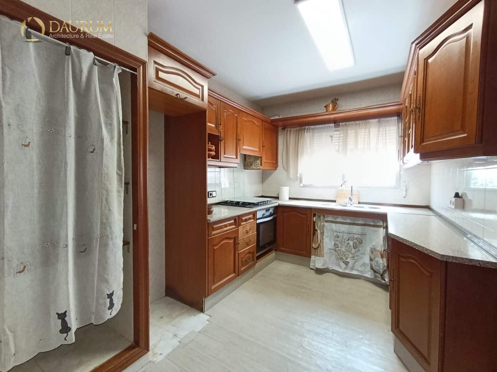 6 slaapkamer Villa te koop in Polop met garage - € 350.000 (Ref: 9378206)