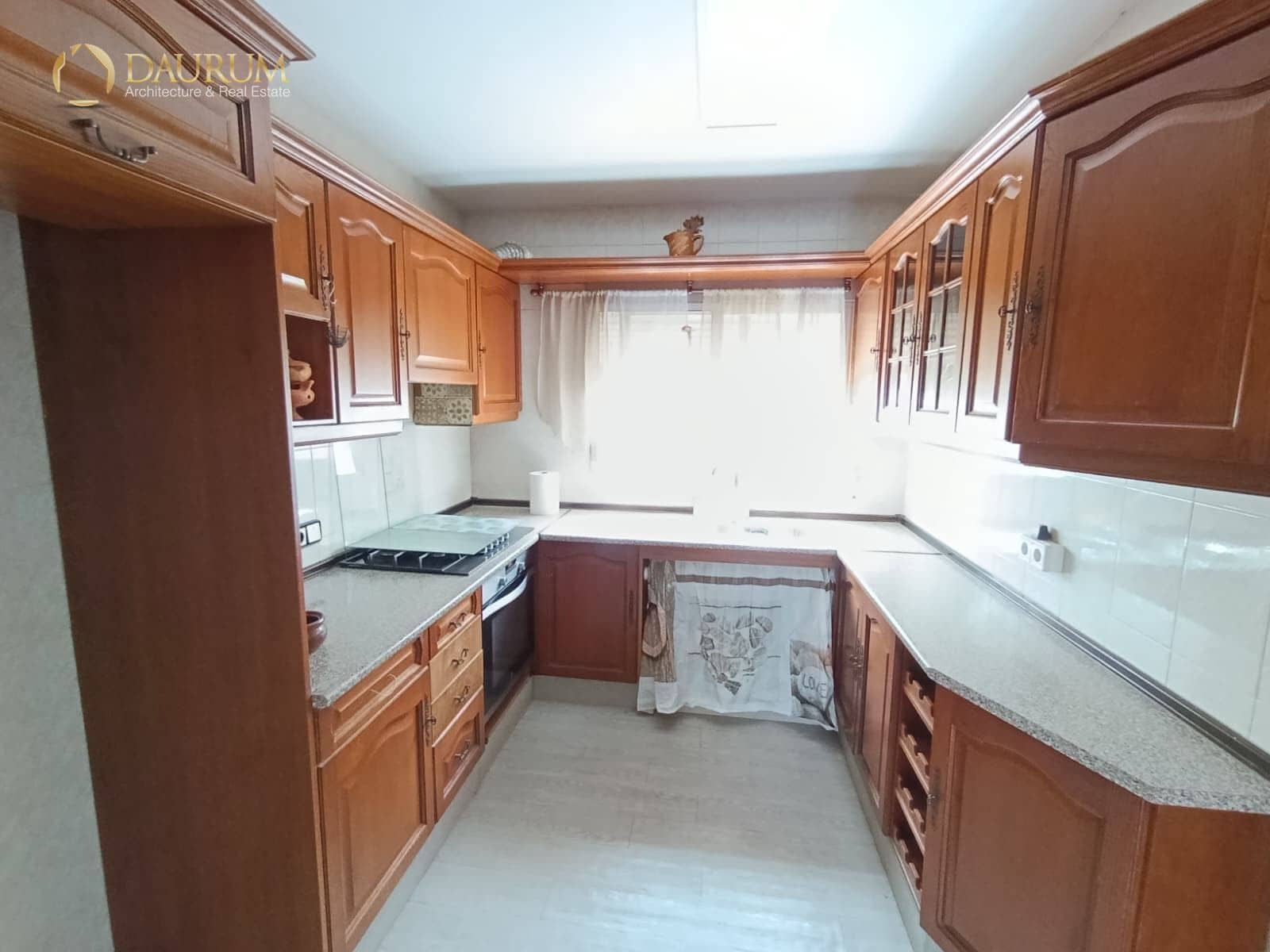 6 slaapkamer Villa te koop in Polop met garage - € 350.000 (Ref: 9378206)