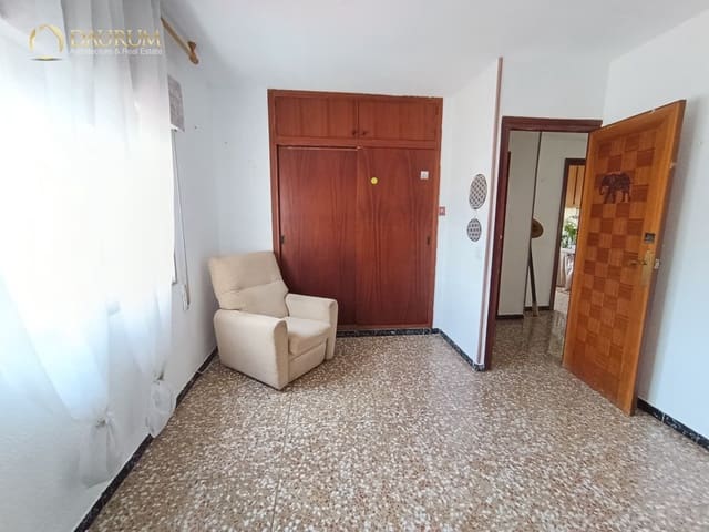 6 slaapkamer Villa te koop in Polop met garage - € 350.000 (Ref: 9378206)