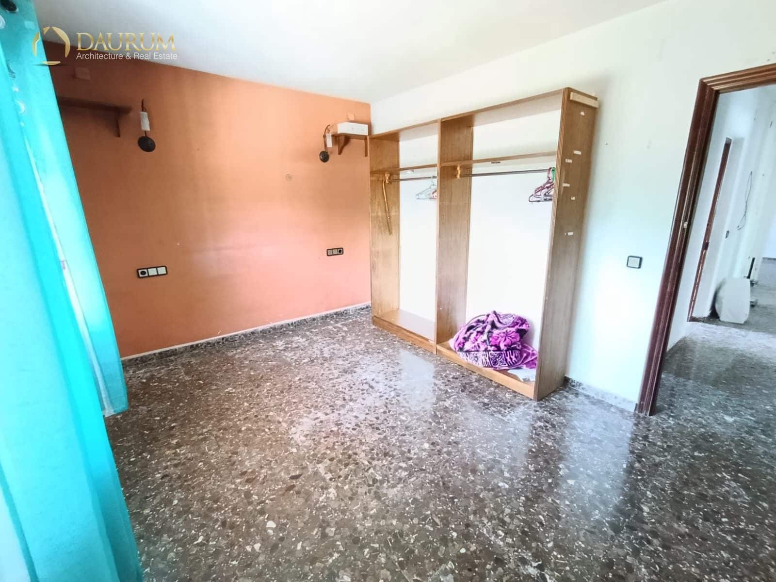 6 slaapkamer Villa te koop in Polop met garage - € 350.000 (Ref: 9378206)