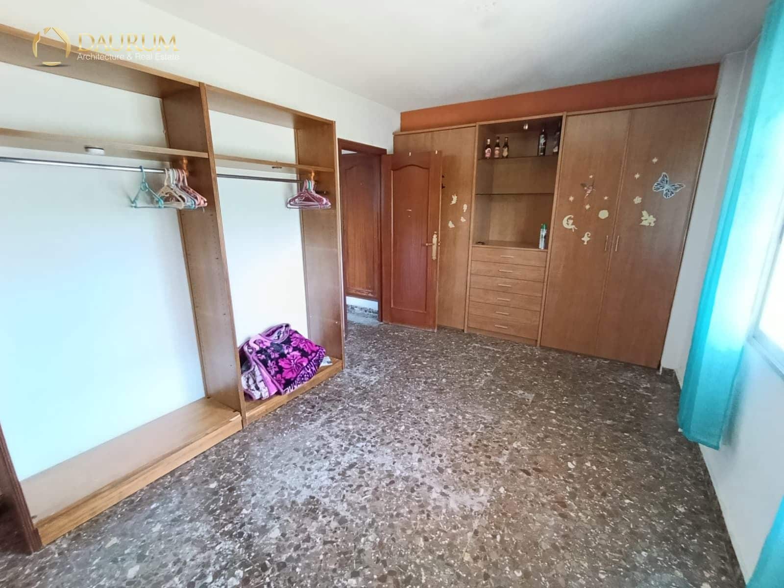 6 slaapkamer Villa te koop in Polop met garage - € 350.000 (Ref: 9378206)