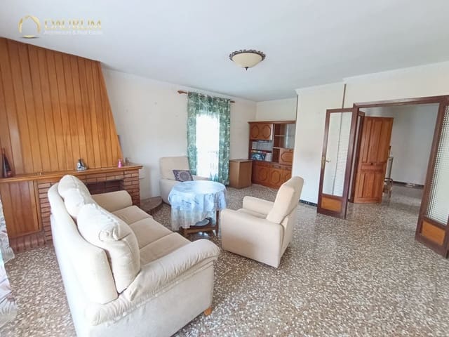 6 slaapkamer Villa te koop in Polop met garage - € 350.000 (Ref: 9378206)