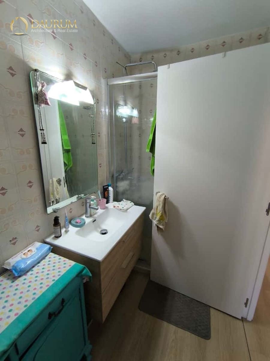 4 Zimmer Haus zu verkaufen in Alicante / Alacant Stadt mit Garage - 380.000 € (Ref: 9378207)