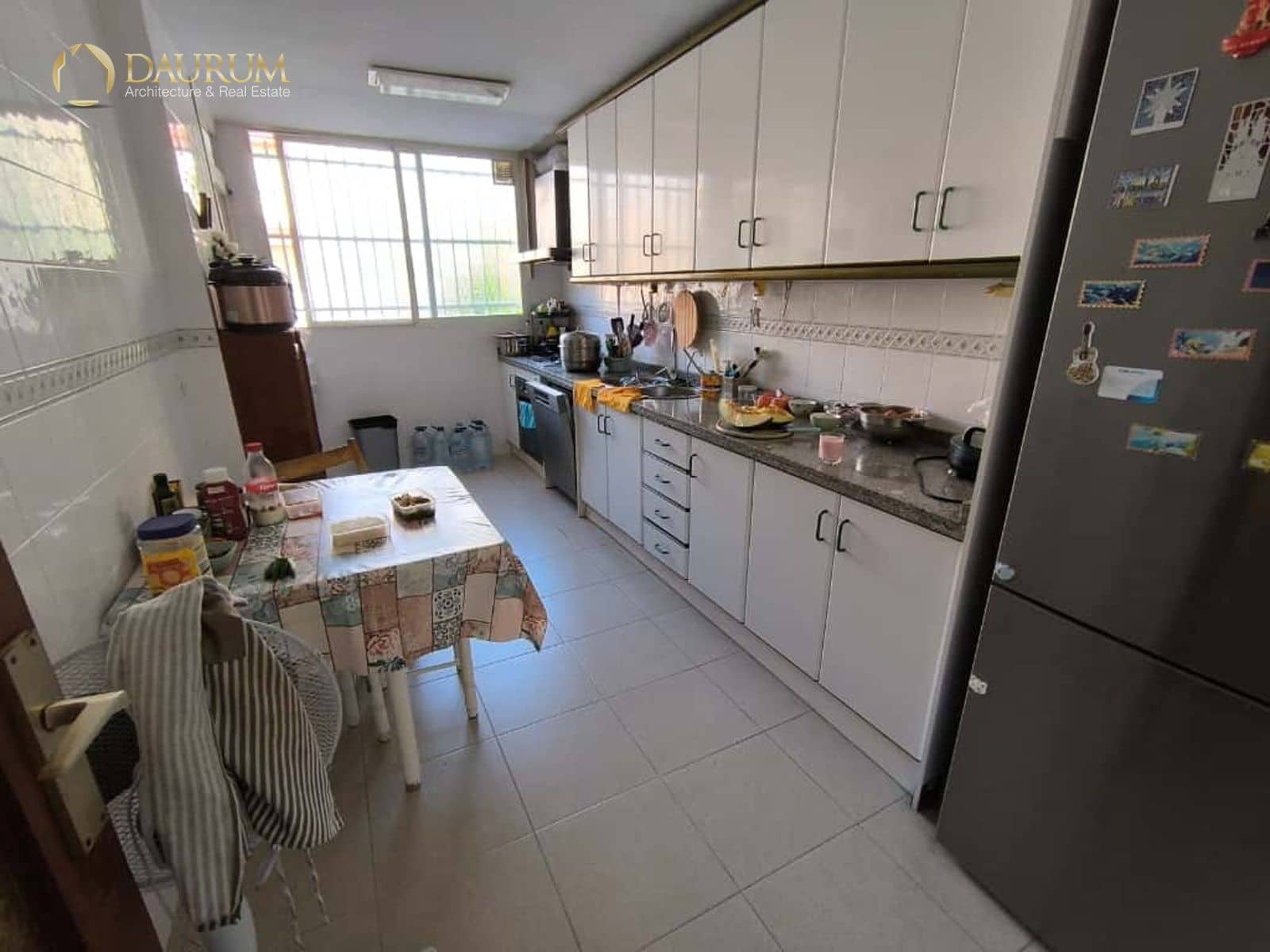 4 Zimmer Haus zu verkaufen in Alicante / Alacant Stadt mit Garage - 380.000 € (Ref: 9378207)