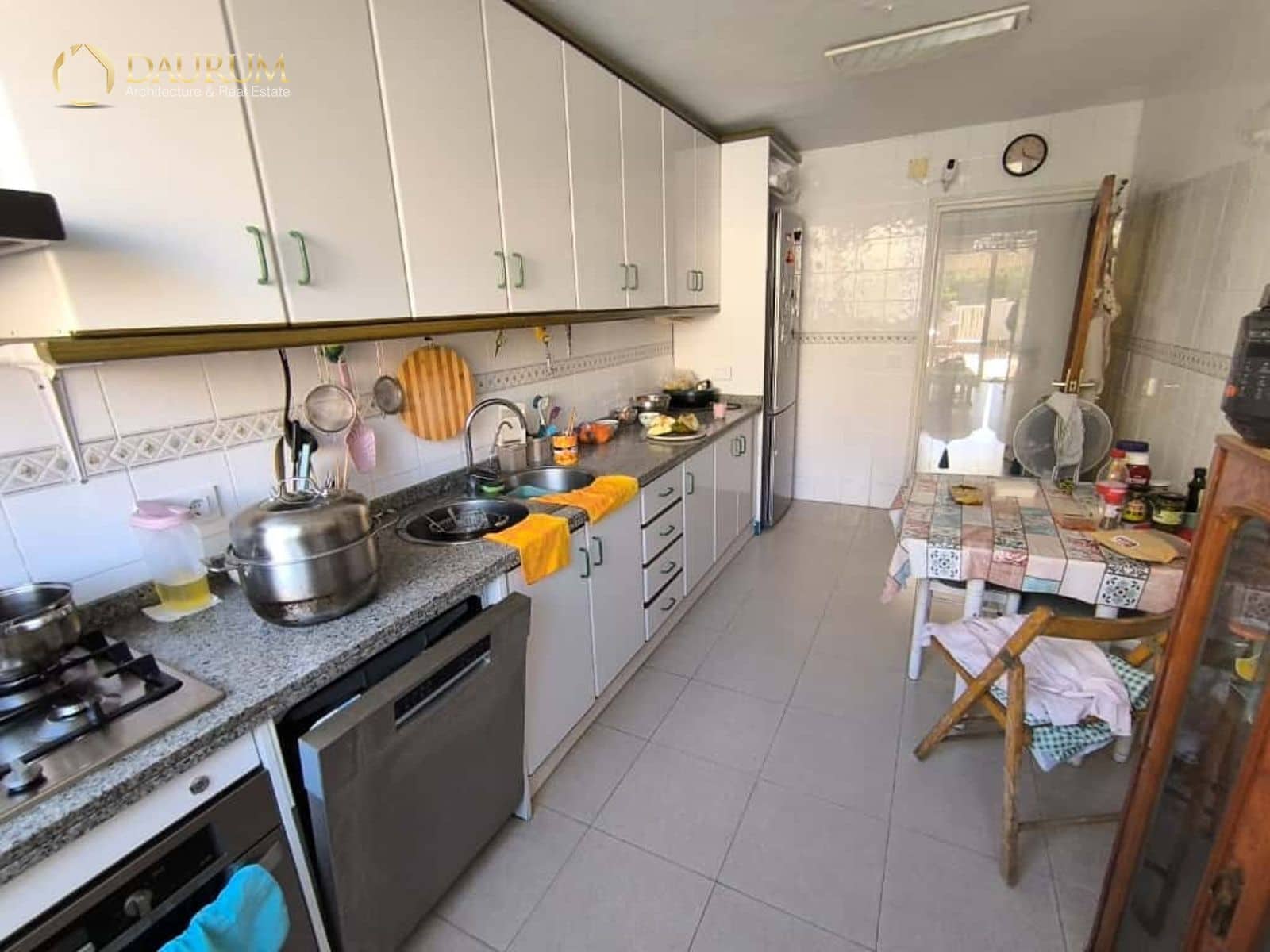 4 Zimmer Haus zu verkaufen in Alicante / Alacant Stadt mit Garage - 380.000 € (Ref: 9378207)
