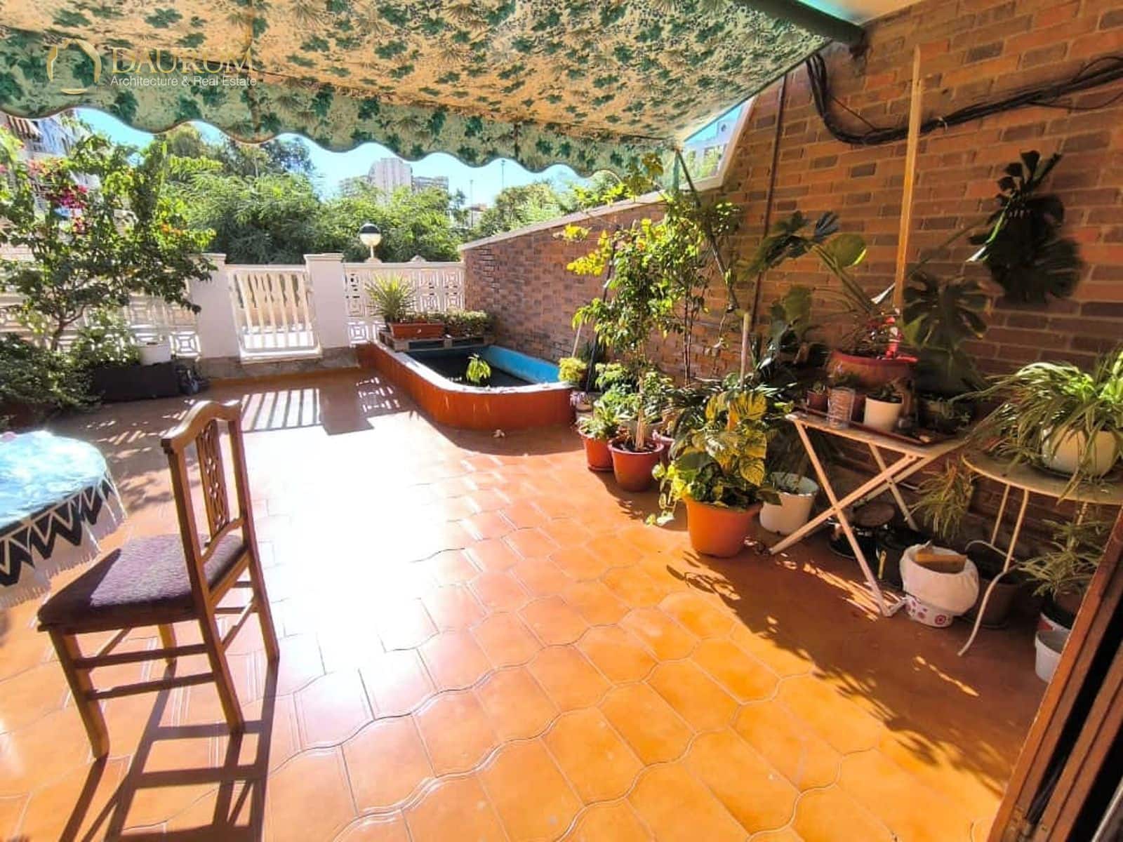 4 Zimmer Haus zu verkaufen in Alicante / Alacant Stadt mit Garage - 380.000 € (Ref: 9378207)