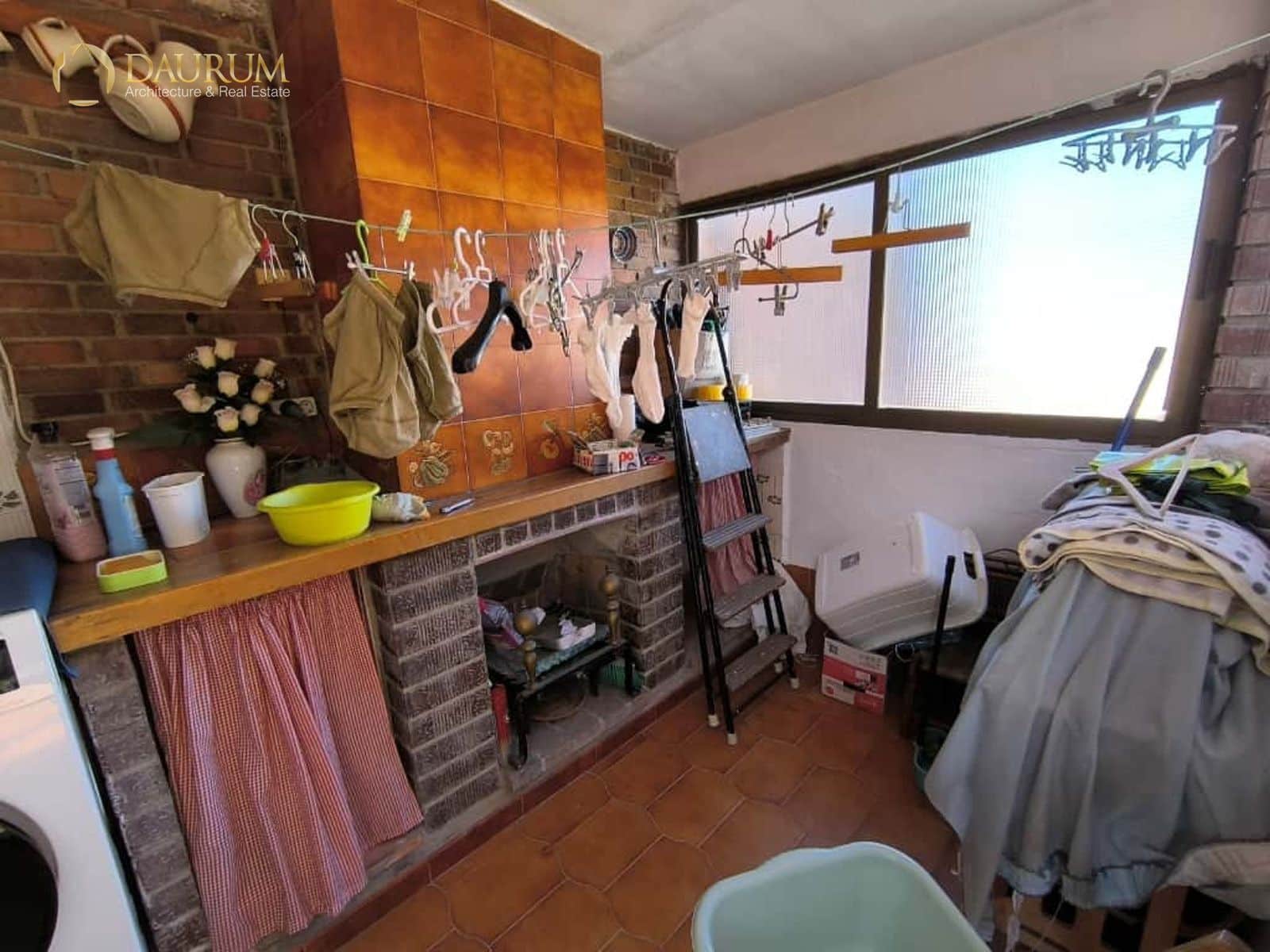 4 Zimmer Haus zu verkaufen in Alicante / Alacant Stadt mit Garage - 380.000 € (Ref: 9378207)